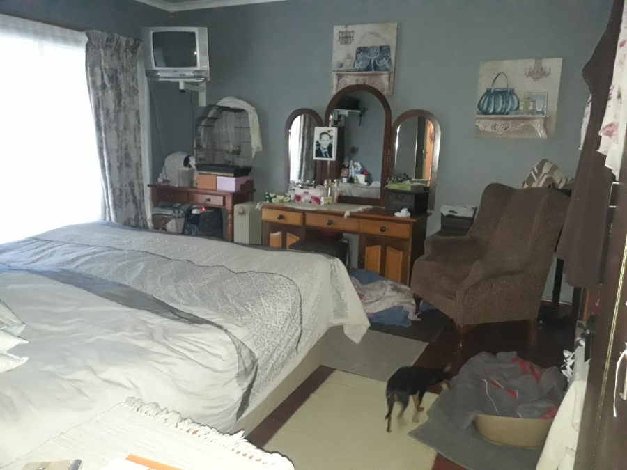 5 Bedroom Property for Sale in Sasolburg Free State